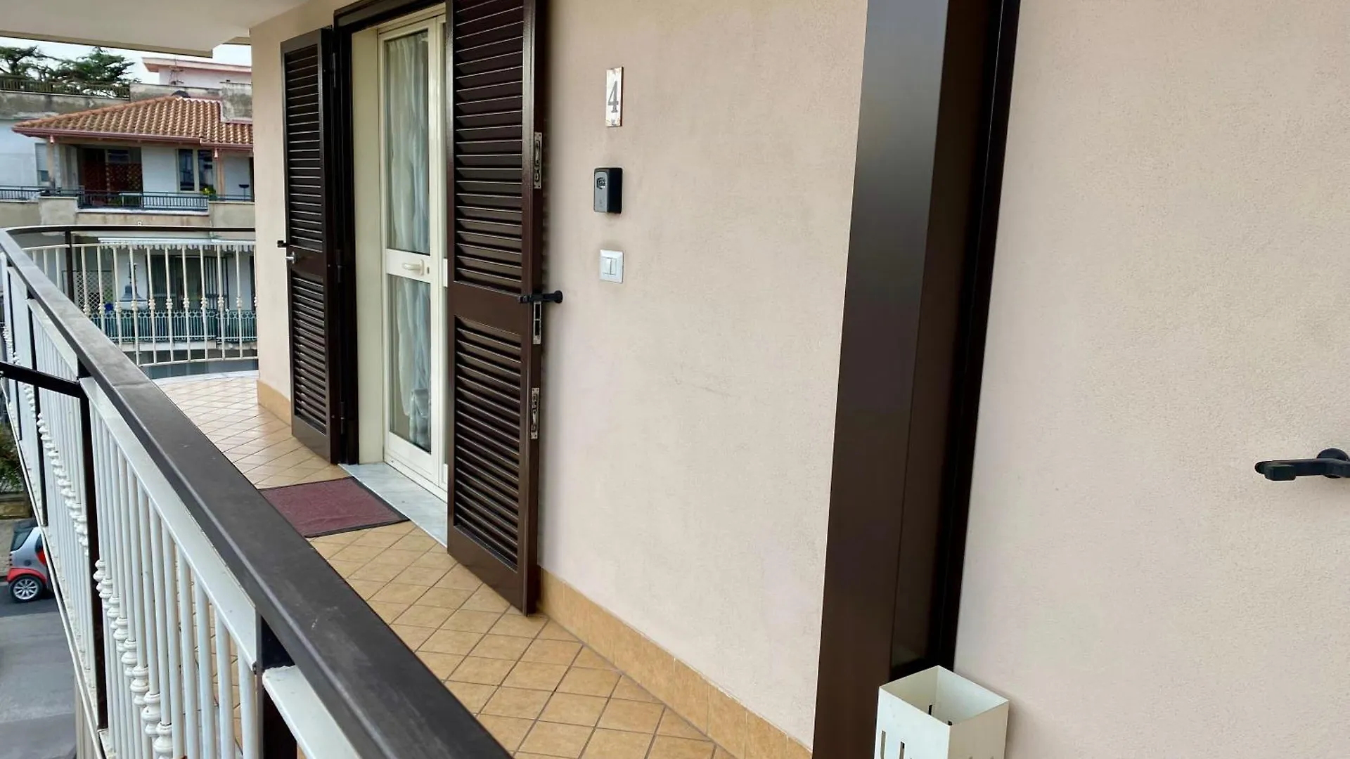 Appartamento Casa Crispino Mansarda N4 Per 3 Persone Frattaminore Italia