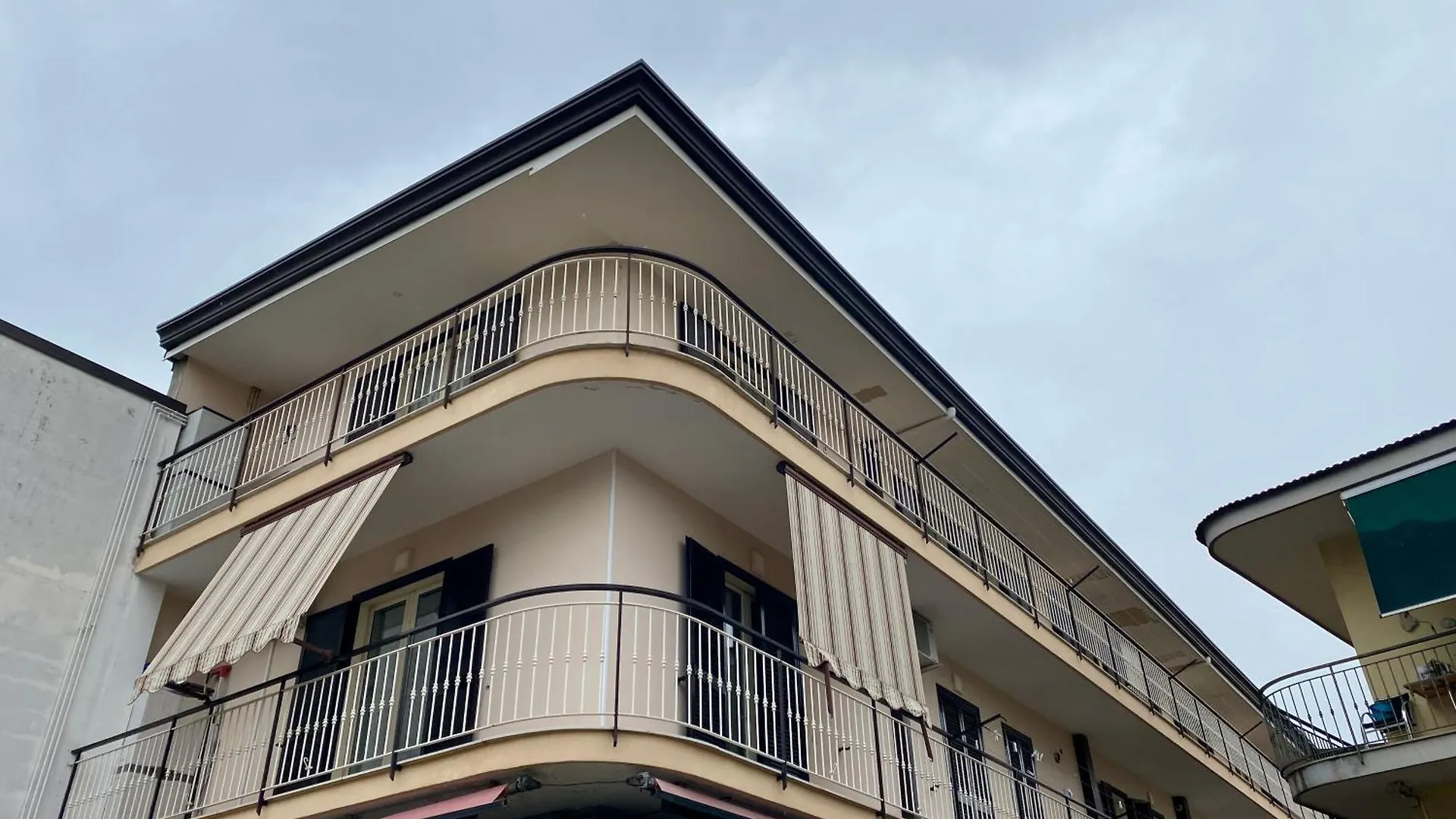 Appartamento Casa Crispino Mansarda N4 Per 3 Persone Frattaminore